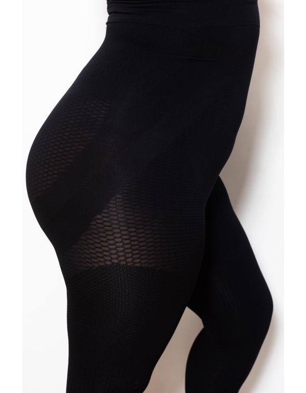 Formáló capri push-up rövidnadrág magas derékkal a narancsbőr ellen - &quot;XL&quot; méret