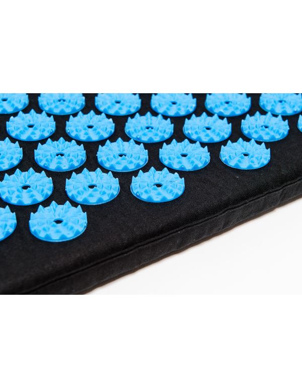 Akupresszúrás szőnyeg párnával